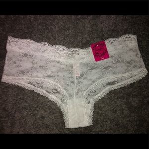 Candies white lace panty